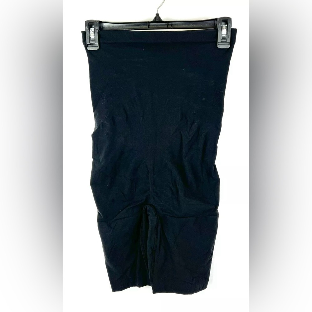 Spanx Women’s Black High Rise Black Shaping Shorts Plus Size 2X - Picture 2 of 2